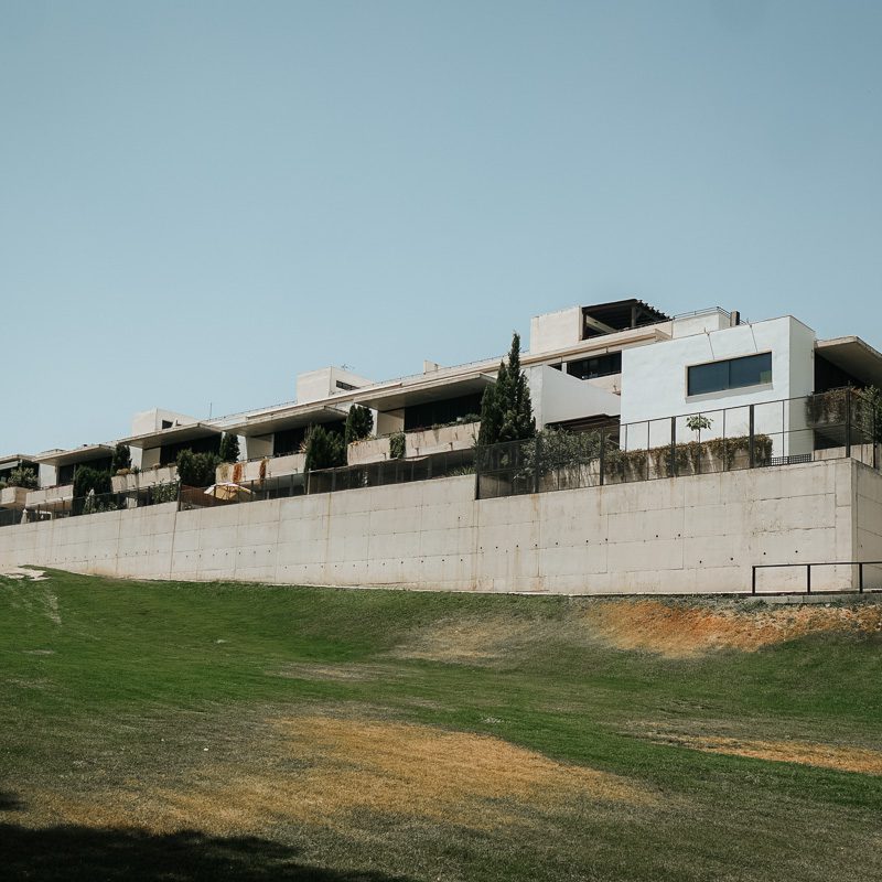 Instalación control de accesos residencial Torre Gabea Campo de Golf